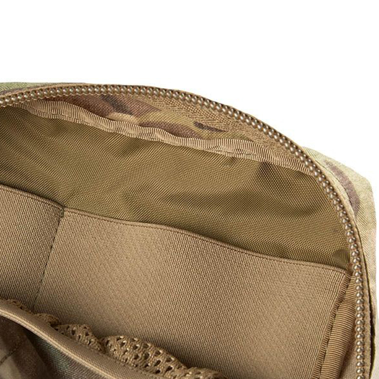 The Platatac Accessories Large Mk3 pouch is designed as a multi role general-purpose utility pouch to stow additional essential items. www.defenceqstore.com.au