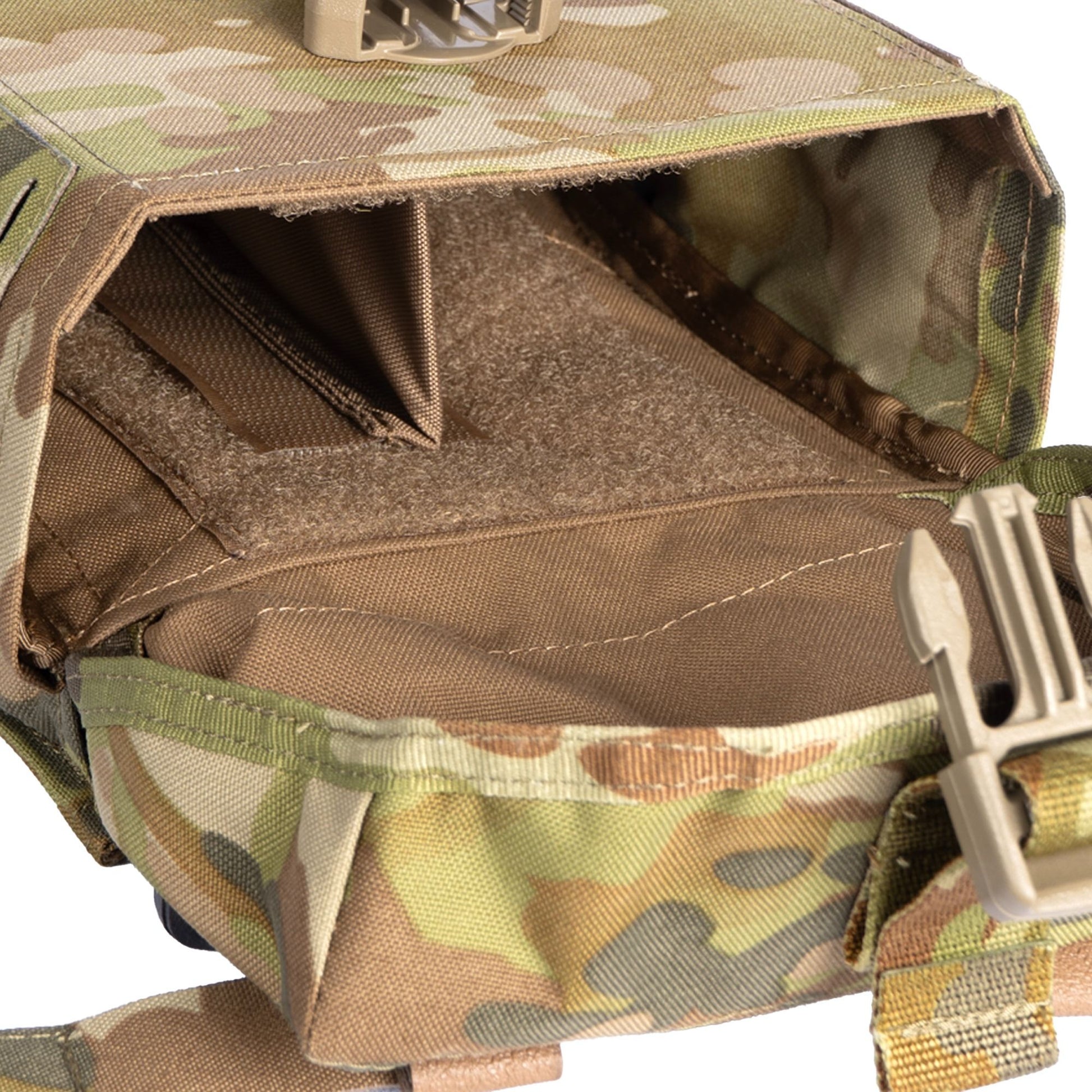 The much-lauded Billy Patrol Pouch is one of Platatac's classic products and is back, better than ever. Battle-proven and performing to the highest standards in some of the harshest field environments worldwide, the new V2 improves on this strong legacy by utilising superior materials whilst shedding weight with increased adaptability and load-carry options www.defenceqstore.com.au