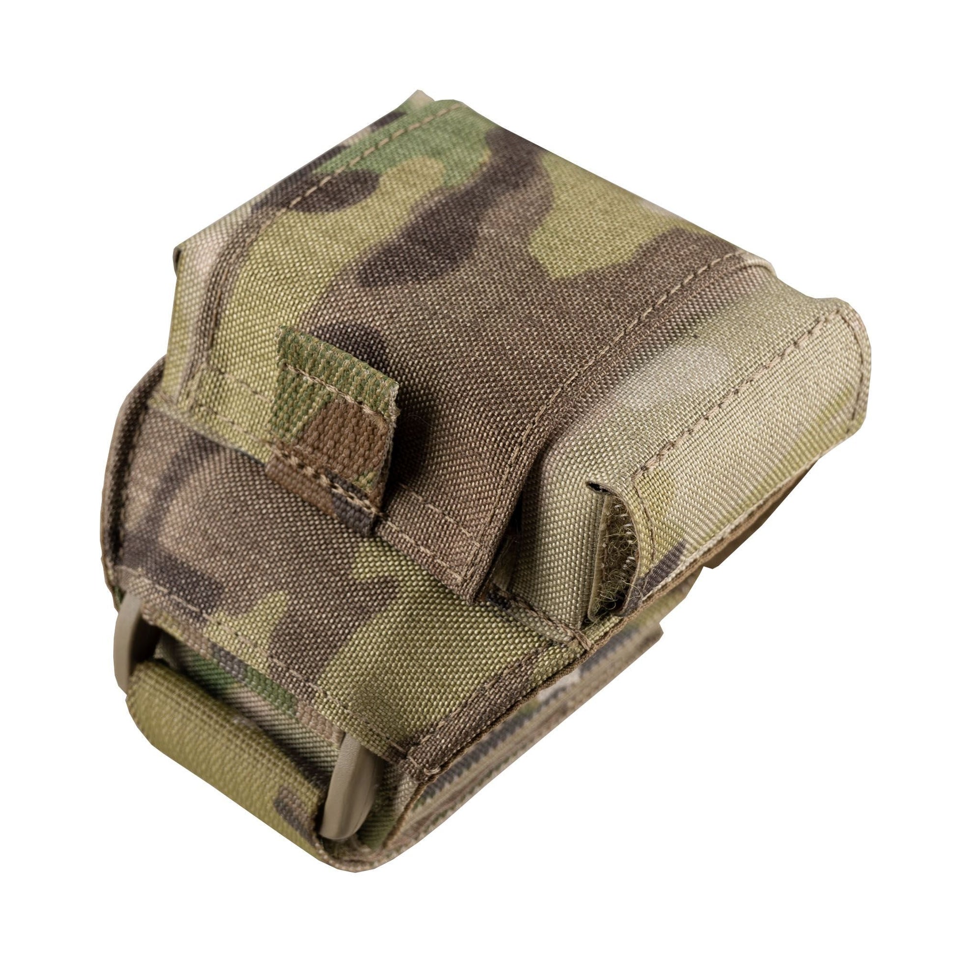 The PLATATAC 801 GPS Wrist Pouch is designed to hold the Garmin 801 GPS on the wearer's wrist. The pouch features a clear PVC window to and cut outs to access all buttons. The pouch also features a full cover for times when concealment is necessary. www.defenceqstore.com.au where the army shops