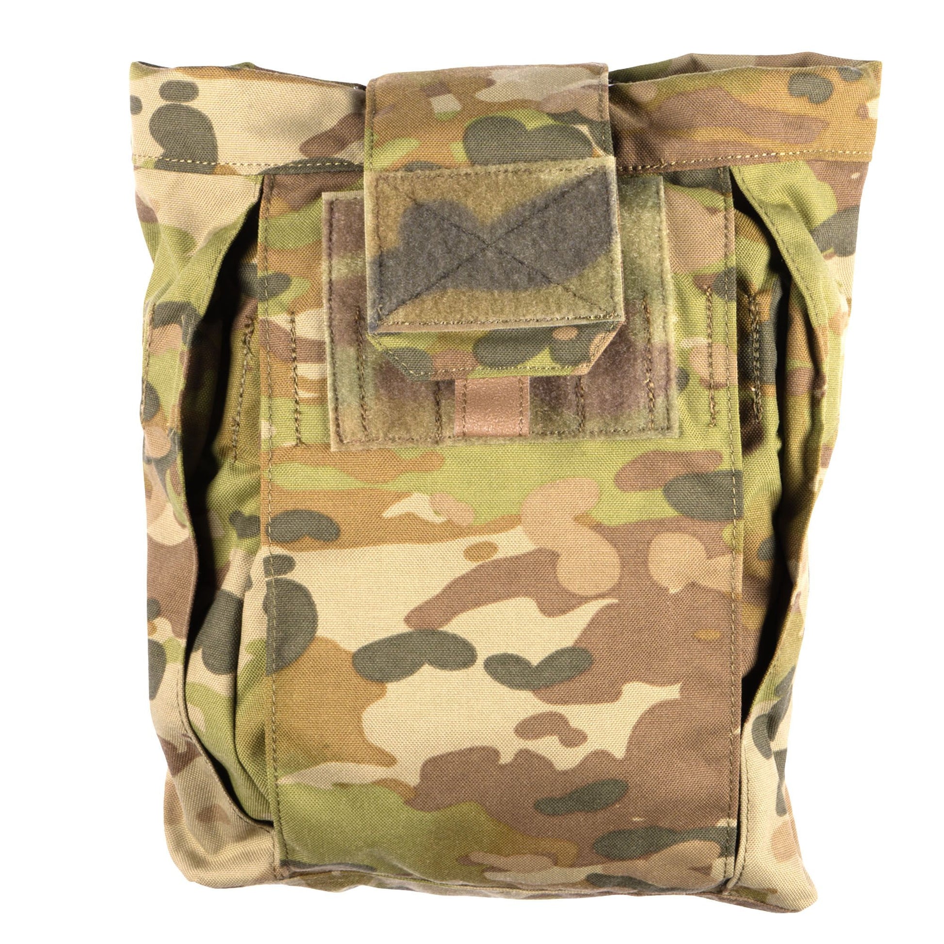 The PLATATAC Raider Dump Pouch is a large, versatile dump pouch designed to take on heavy loads without excessive movement. Featuring an elastic leg strap to secure the bottom of the pouch, the Raider makes carrying spent magazines and whatever else you need significantly easier. www.defenceqstore.com.au