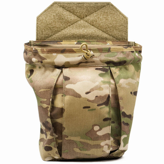 The ASAD Dump Pouch Modular is a highly versatile sub load dump pouch designed to be fastened via a Velcro panel to the lower edge of any plate carrier or chest rig that uses a hook and loop sandwich system. www.defenceqstore.com.au pouch view