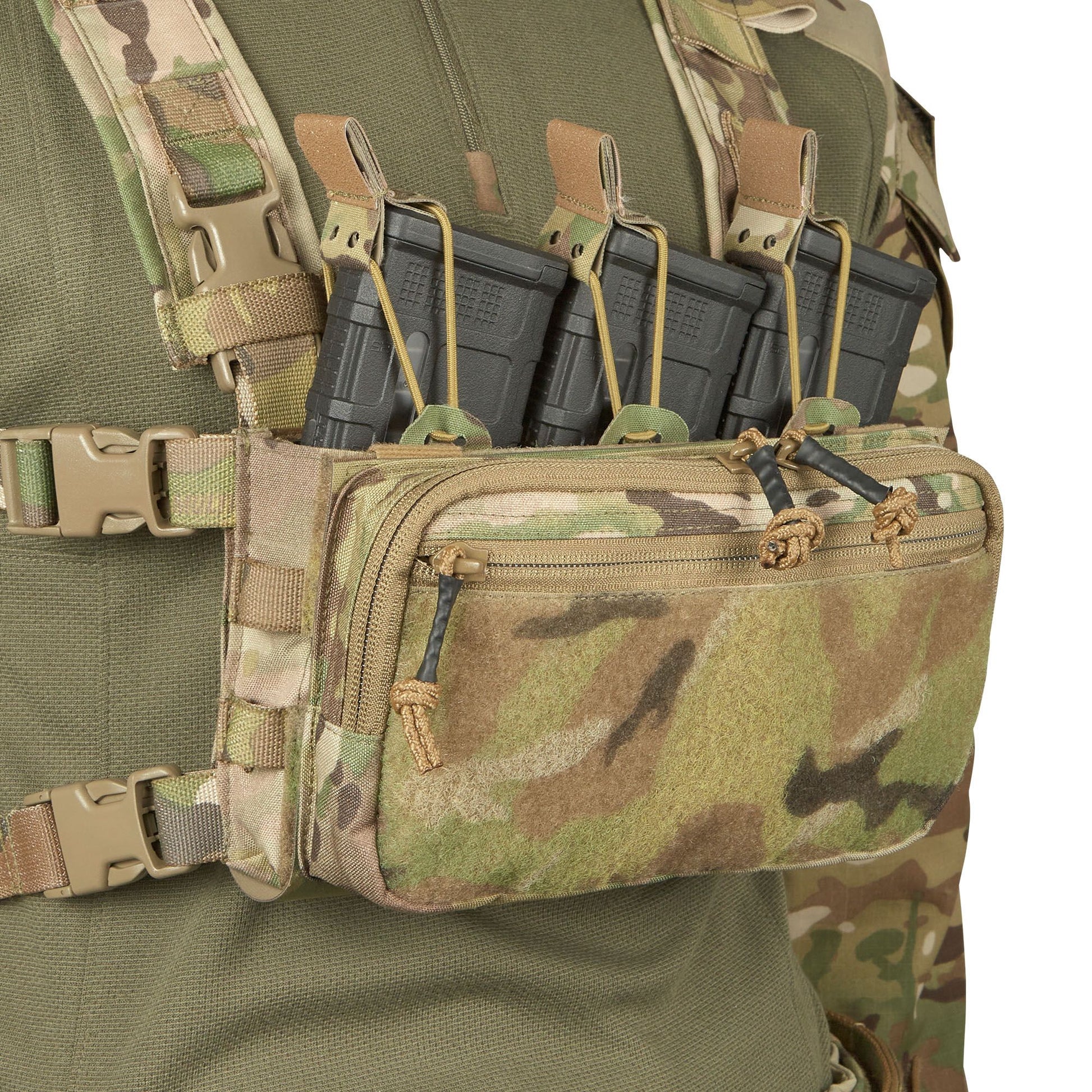 The PLATATAC CRABS v2 System is a modular, versatile, user-driven chest rig platform that can be adapted to the specific needs of each individual user. Designed in partnership with Australian Special Operators from concept to end product, the CRABS v2 is fully material certified and NSN’d for the carriage of ammunition and explosive ordnance. www.defenceqstore.com.au