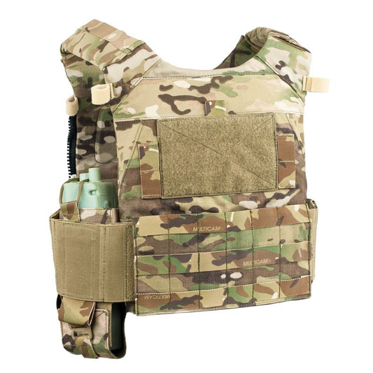 The PLATATAC Cummerbund Adjustable 152 Pouch has been designed to attach to the back panel under the cummerbund of most plate carriers, ADF issue TBAS or similar body armour platforms, allowing the user to securely wear an AN/PRC 152 radio with or without GPS module against the body without sacrificing PALS. www.defenceqstore.com.au