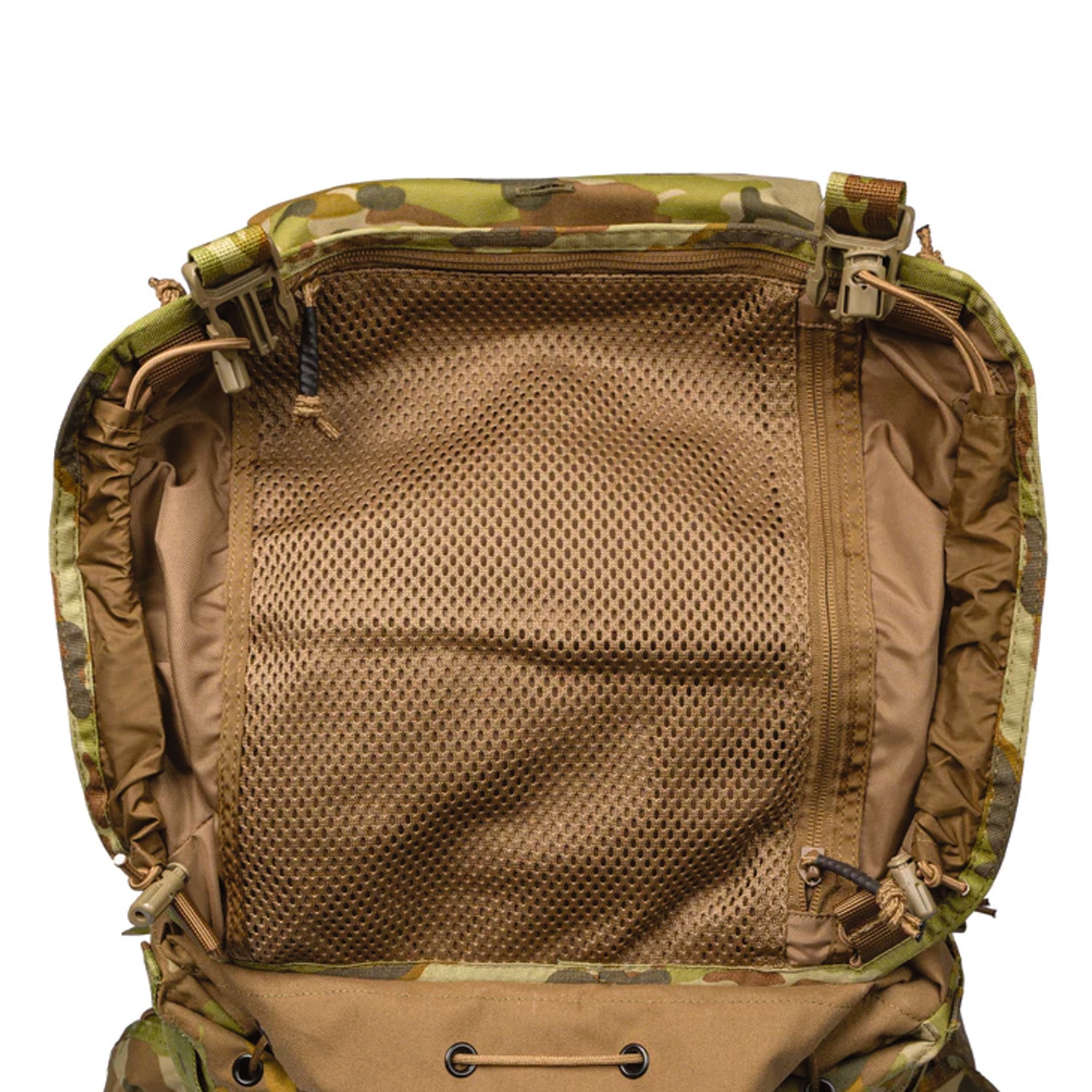 The Platatac Extended Patrol Alice Pack (EPAP) draws directly from the ARVN and tropical rucksacks carried by Australian and U.S. forces during last century’s jungle campaigns -packs defined by simplicity, durability, and practical load carriage in harsh environments. www.defenceqstore.com.au