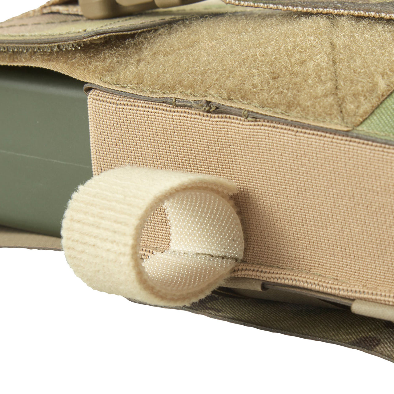 This pouch has been designed securely hold AN/PRC-152 Multiband Handheld Radio with or without GPS module. The pouch can be adjusted in height for when the user is operating with a battery splitter. www.defenceqstore.com.au side view