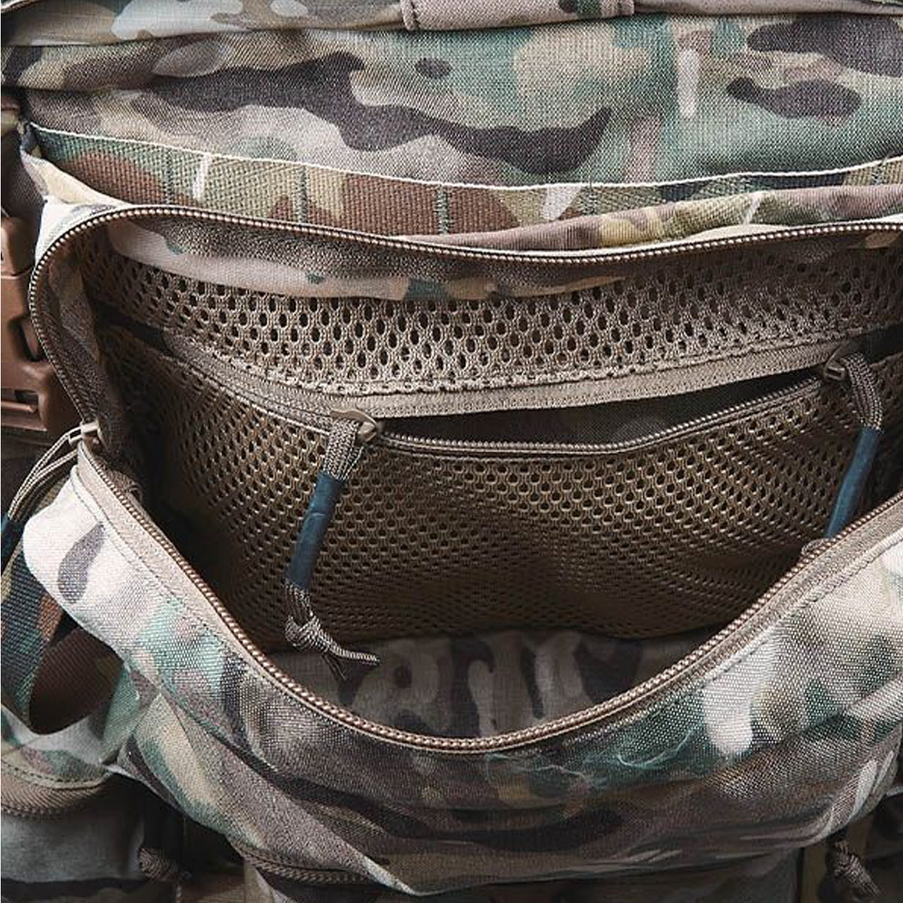  MAC ALICE has always been a popular choice for those looking for a field pack built for the fight. The 2020 edition builds upon the initial MAC ALICE concept, with rigorous test and adjustment of every feature to create the ultimate field pack.www.defenceqstore.com.au