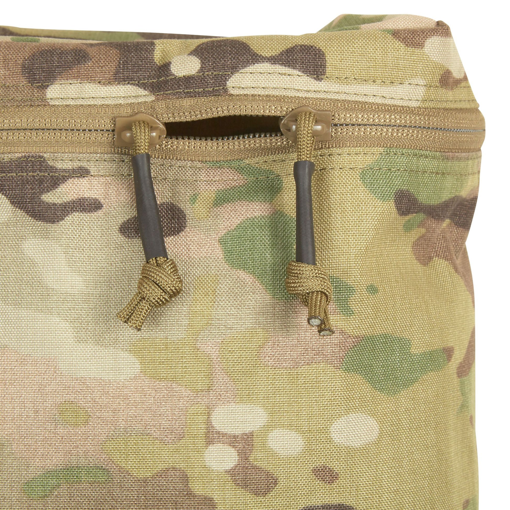 The RATS pouch is designed for... yep you guessed it, rations (Australian MRE's). It is a lightweight version of our MRE pouch, void of MOLLE except on the lid for the addition of small pouches or storage of cyalume sticks. www.defenceqstore.com.au