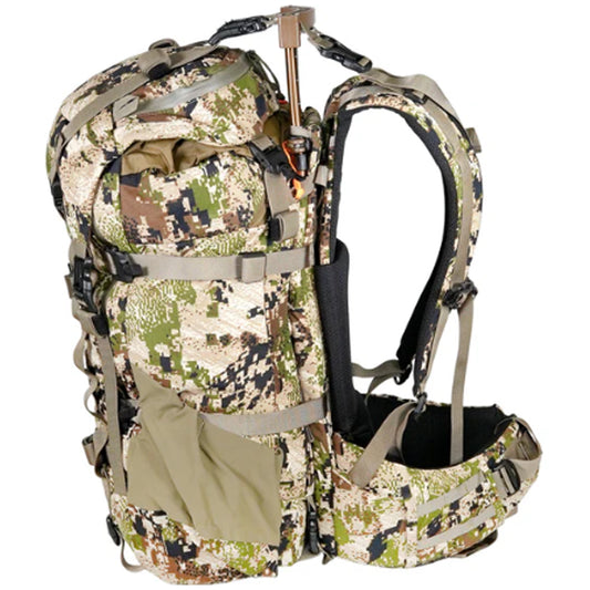 For those wanting a higher-volume daypack that stays low-profile and functional during your hunt, the POP-UP 40 stands ready – and it has the chops to shoulder some serious load lifting to boot.  www.defenceqstore.com.au