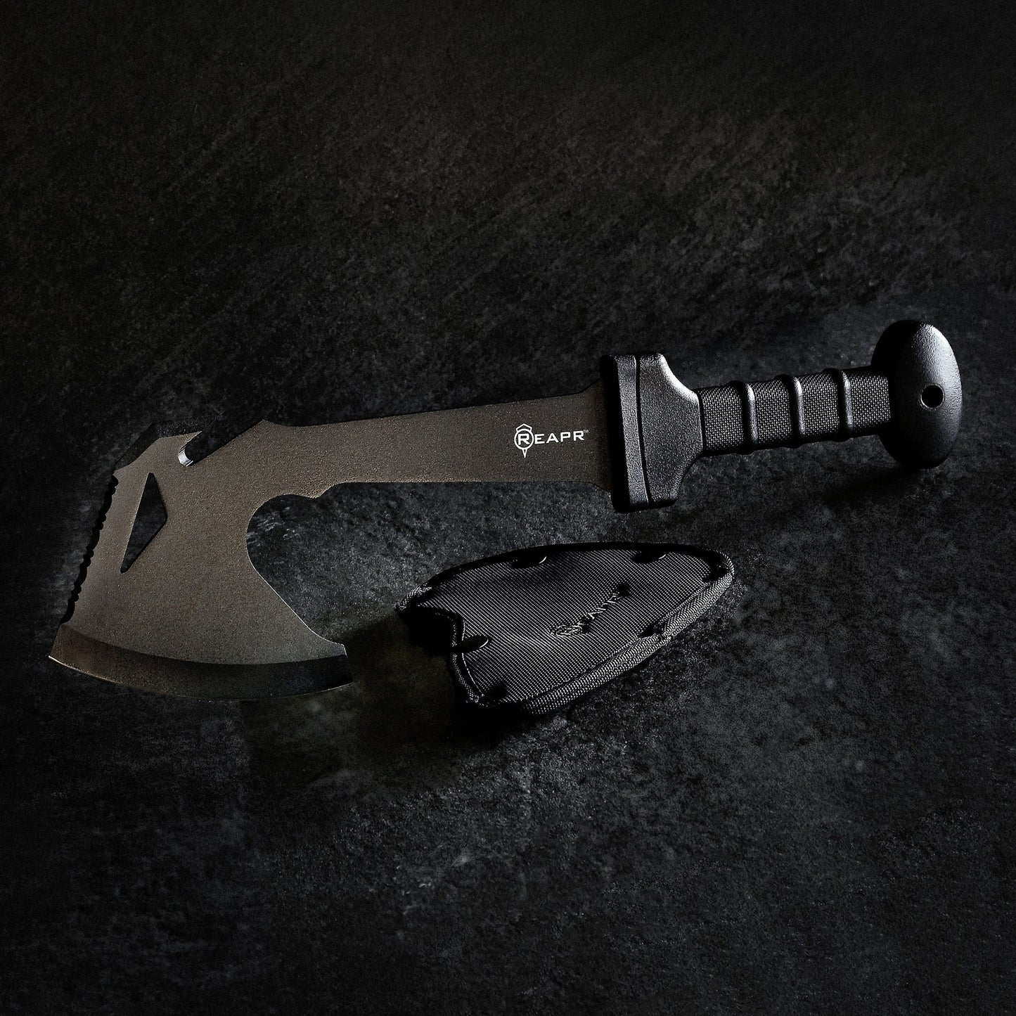 Defeat is not an option with the REAPR 11020 Meridius Battle Axe. When conditions in the wild get rough, this rugged multi tool will clear your way to safety. It’s 18 3/4” long with a 5 3/4” dual-headed blade (axe and ripper). www.defenceqstore.com.au