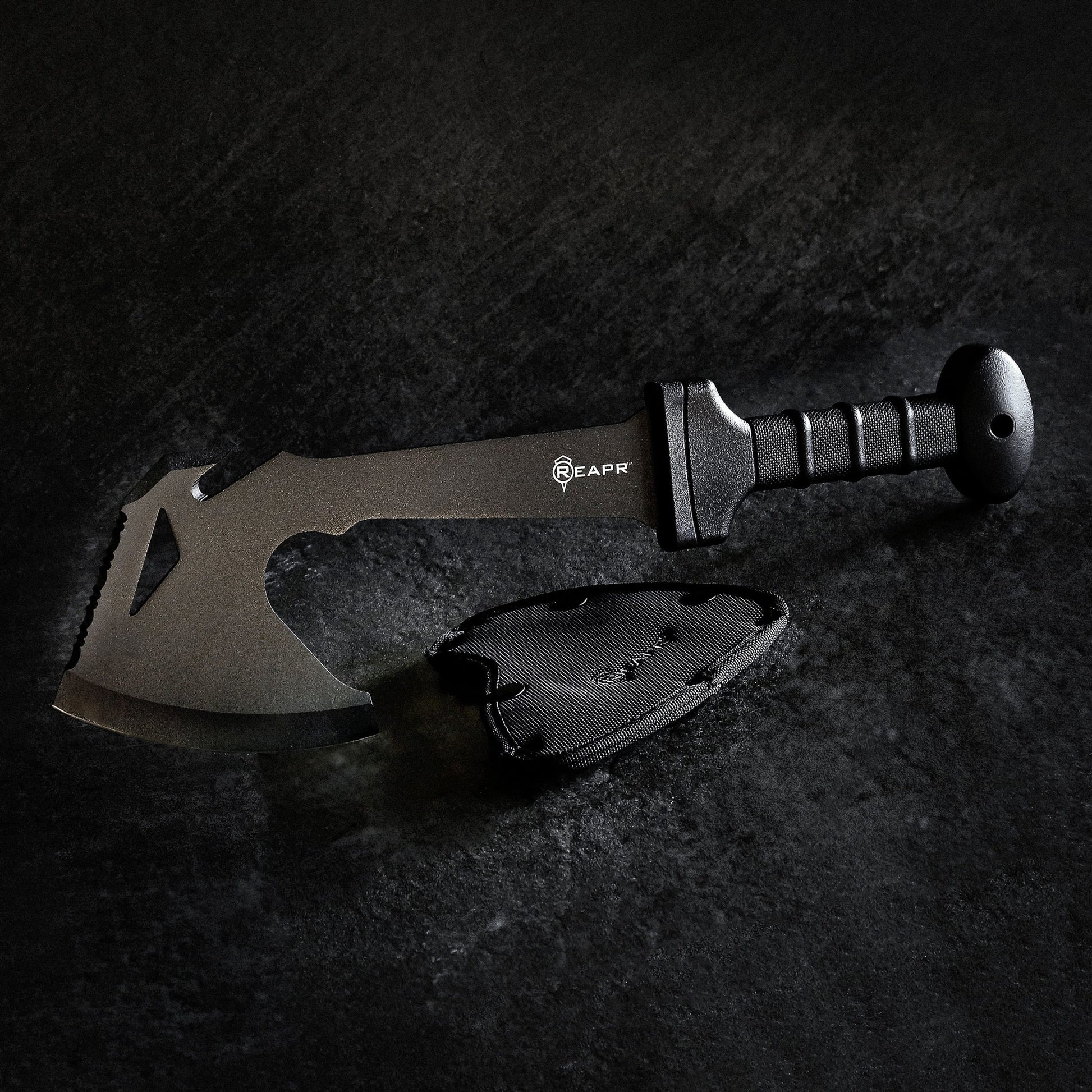 Defeat is not an option with the REAPR 11020 Meridius Battle Axe. When conditions in the wild get rough, this rugged multi tool will clear your way to safety. It’s 18 3/4” long with a 5 3/4” dual-headed blade (axe and ripper). www.defenceqstore.com.au