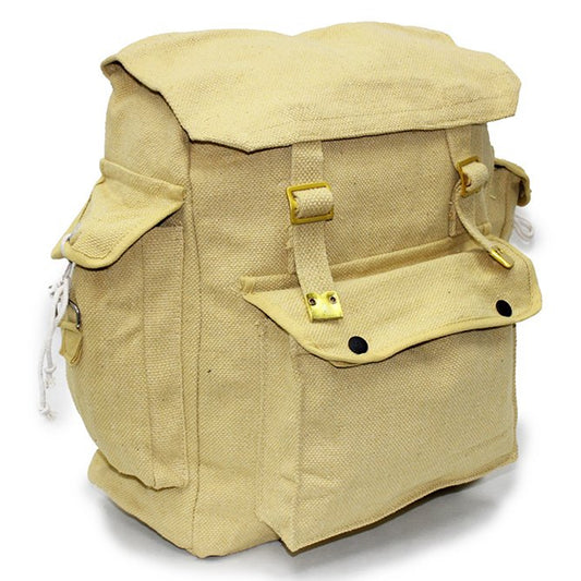 Its straps are also secured by a buckle system, allowing you to adjust it to your height. It’s perfect to use as a regular daypack that can be customised for your individual flare. Material: Cotton Canvas Main sack size 315x320x130mm www.defenceqstore.com.au