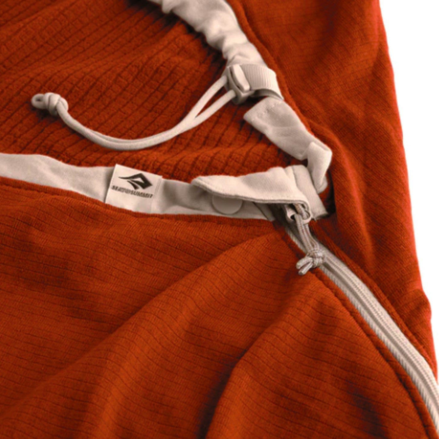 Boost your sleep system’s warmth with the Reactor Fleeceweight. Thermolite® hollow-core fibres and grid fleece trap and reflect body heat, adding up to 8°C|14°F with minimal weight.  www.defenceqstore.com.au
