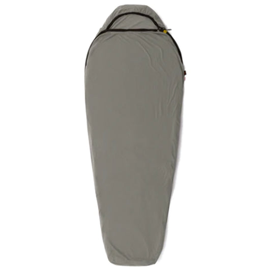 Optimised for minimal weight and maximum warmth, the Reactor Lightweight enhances sleep system performance with advanced Thermolite® Pro fabric, which uses infrared-absorbing ceramic pigments and hollow-core fibres to trap body heat. Adding up to 4°C|7°F of warmth with minimal bulk, it’s ideal for ultralight expeditions. www.defenceqstore.com.au