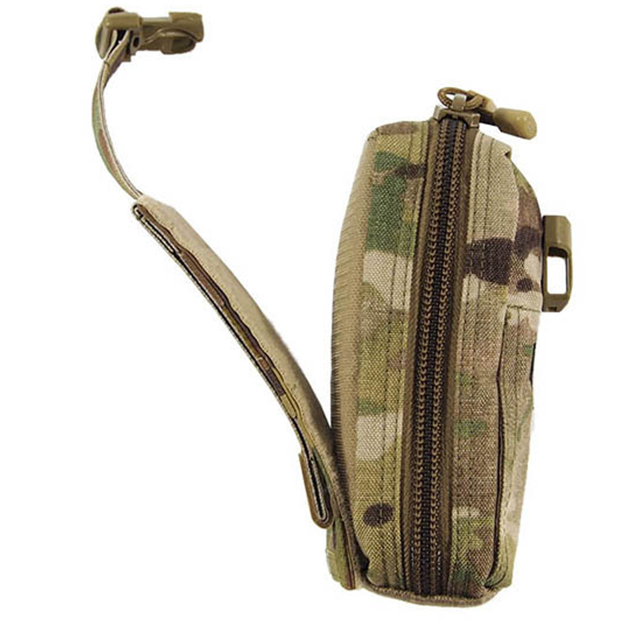 IFAK (Individual First Aid Kit) Small is an updated and more streamlined variant of the CFA Medic Pouch also offered by SORD. www.defenceqstore.com.au