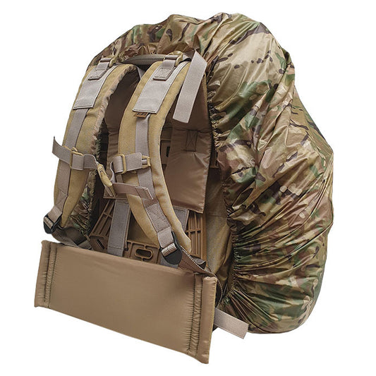 Made from 1.1oz silnylon and weighing only 115 Grams the Pack Cover is an ultralight waterproof cover for Large and Medium Field Packs. Seamless construction and elastic draw cord too ensure a snug fit on packs of all shapes. www.defenceqstore.com.au