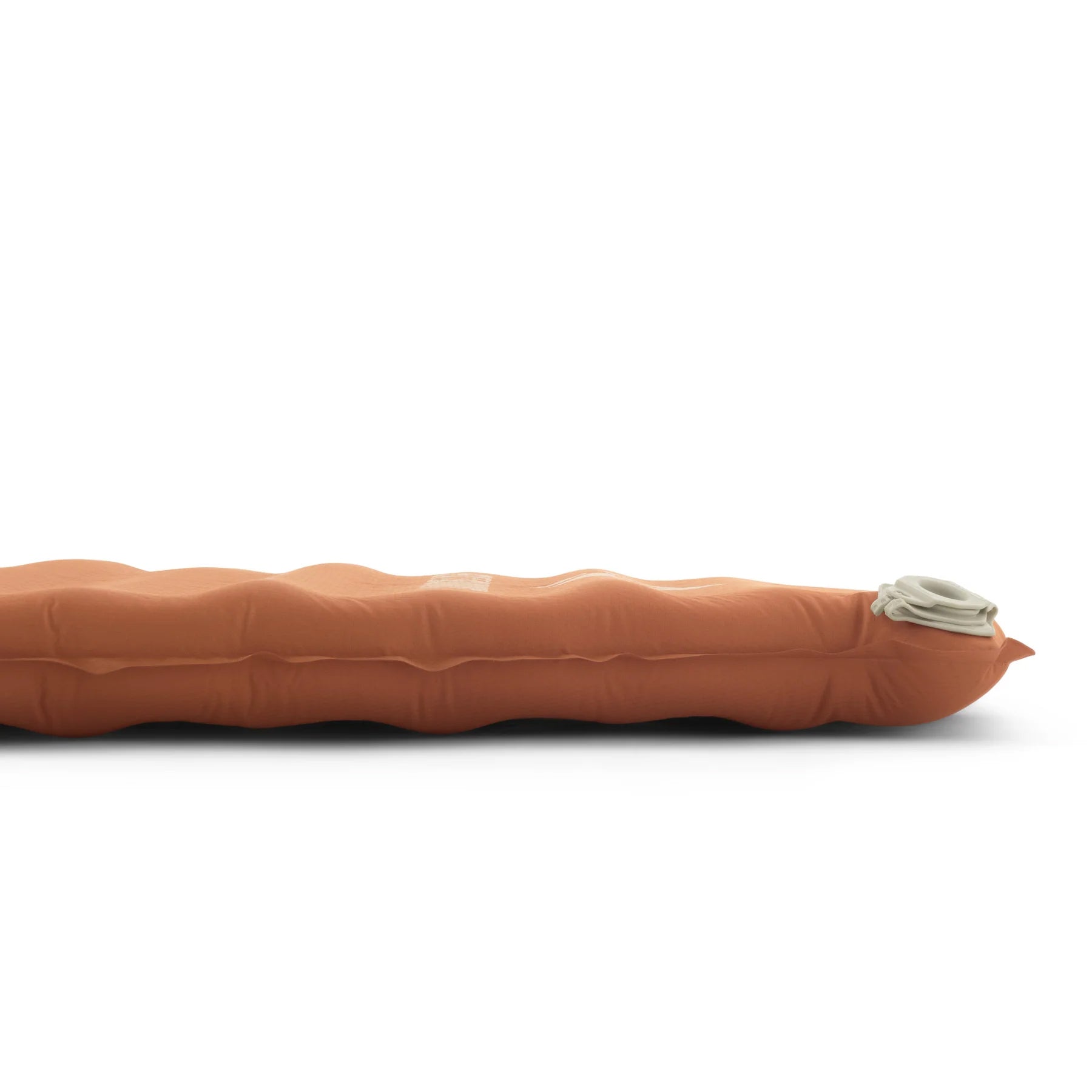 Pack light and sleep deeply with the Pursuit self-inflating sleeping mat. A lightweight, performance sleeping mat, built for long days on the trail that demand restful nights. www.defenceqstore.com.au