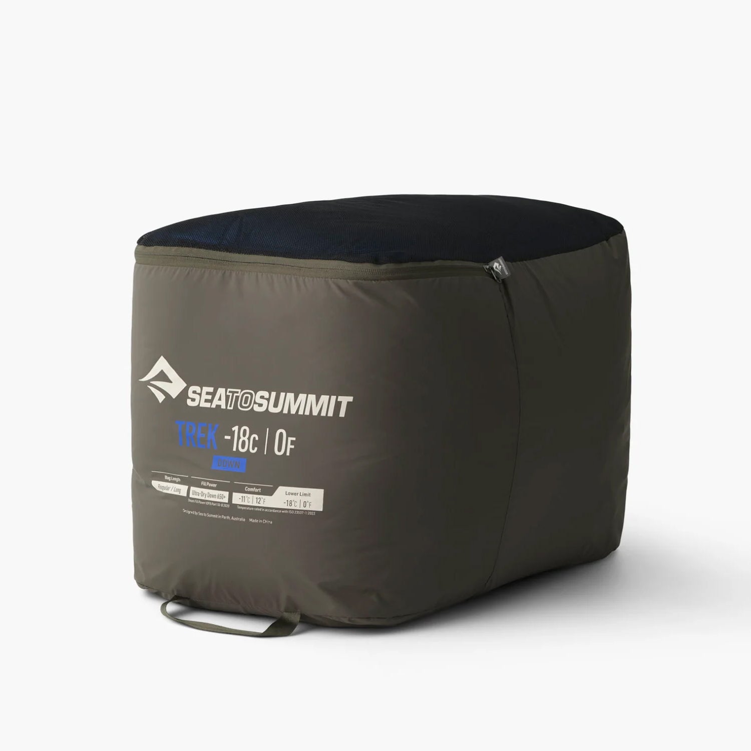 If you've ever wished for a less-constrictive sleeping bag that keeps you comfortable in a variety of cool-to-warm conditions, the Trek may become your go-to bag. The Free-Flow Zip system allows you to open the bag sequentially for ventilation up to the point where it is opened flat as a quilt www.defenceqstore.com.au