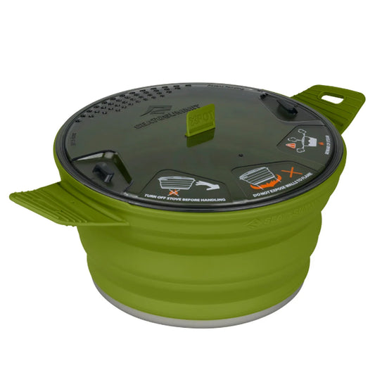 Ideal for 2-3 campers, the X-Pot 2.8L has silicone walls that are constructed from five folding segments for increased expanded height while still packing down to only 40mm. The lid features a built-in strainer and can be locked to the pot with the folding handles for transport. www.defenceqstore.com.au