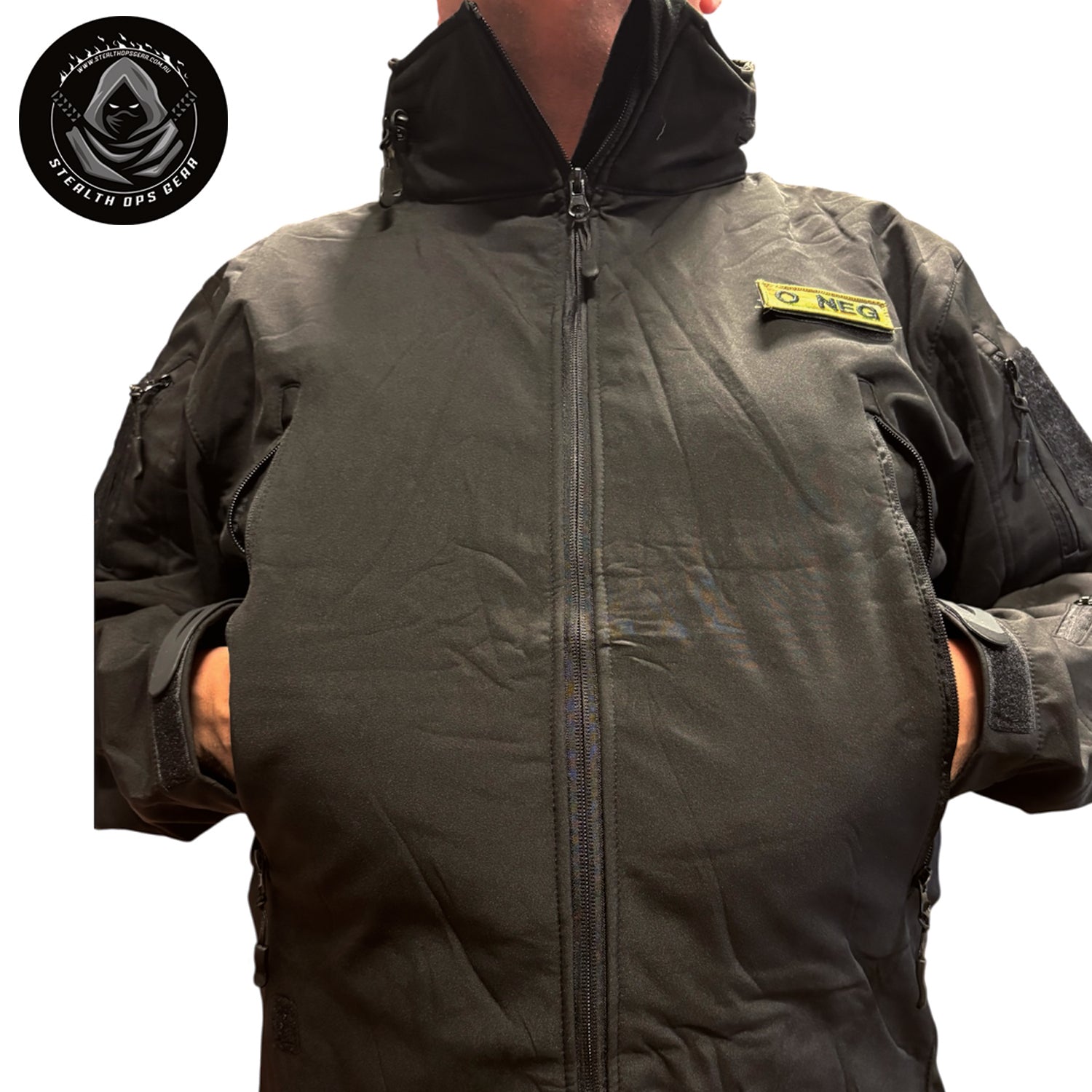 Master tactical versatility with the Stealth Ops Gear Windbreaker Jacket in Black. Built for operators who demand performance without compromise, this jacket combines professional-grade durability with intelligent design features. www.defenceqstore.com.au