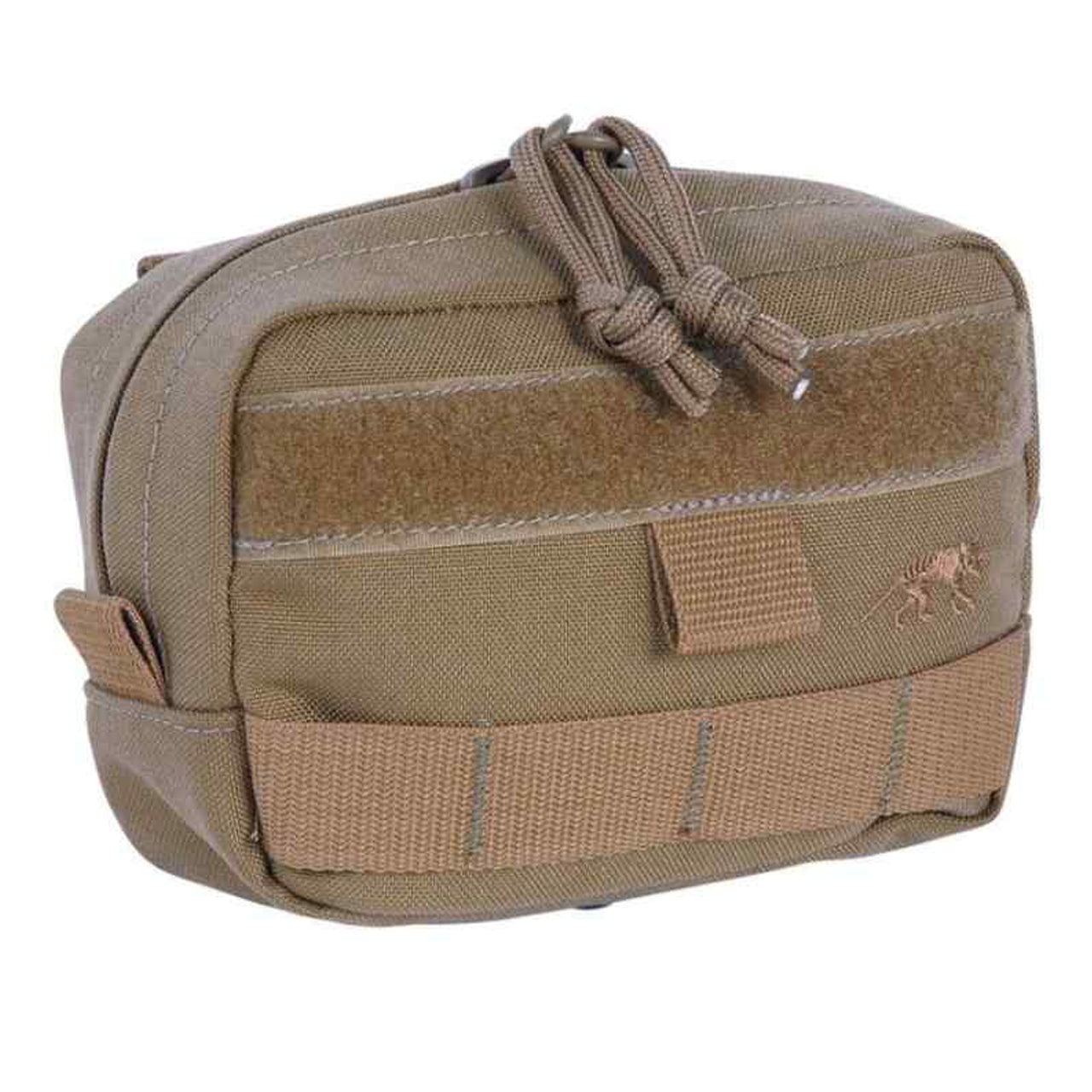 This horizontal pocket features a MOLLE snap button system, an extra wide zipped opening, and hook-and-loop strips for a personalised name tag. Experience the convenience of the Tasmanian Tiger Tactical Pouch 4 Horizontal! www.moralepatches.com.au coyote front view