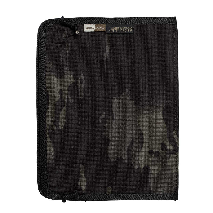 Specifications: Measurements: 24cm x 17.5cm x 1.5cm Weight: 265g Material: CORDURA® 700 den www.defenceqstore.com.au