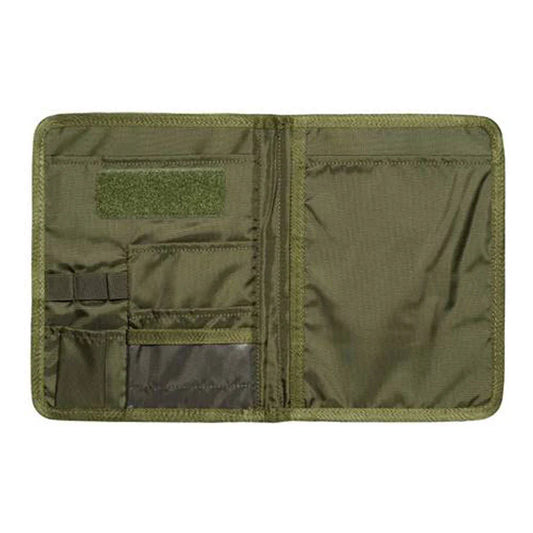 Features: Suitable for A5 notebooks Hook-and-loop closure patch on the frontside (loop) Organizer Pen holder Closable by bungee cord www.defenceqstore.com.au