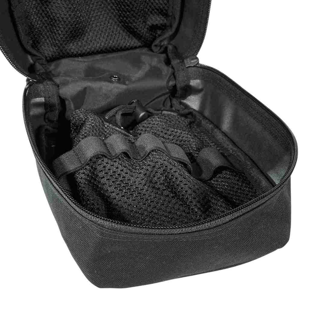 Rescue bag for quick first aid treatment. With integrated scissors pouch on the outside. www.defenceqstore.com.au
