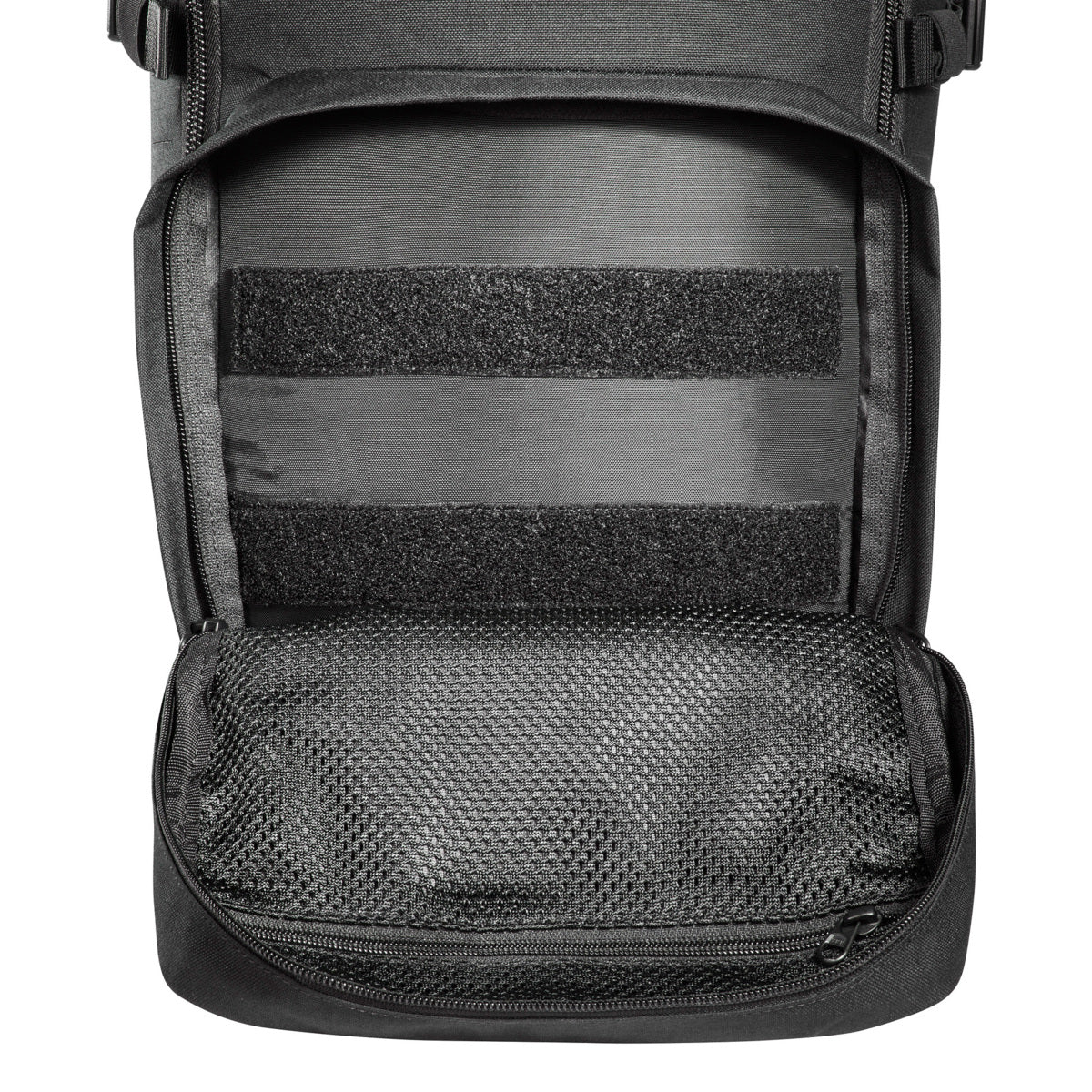 Small inner mesh pockets for storage of small items such as batteries, etc Upper front pocket (2L) and lower front pocket (3L) with zip compartments Hook-and-loop closure patch on the frontside (loop) Detachable hip fins with zip pockets Side pockets made of an elastic material Side compression Front and sides with MOLLE system in laser cut design for optional attachment of additional pockets Hydration system compatible www.defenceqstore.com.au