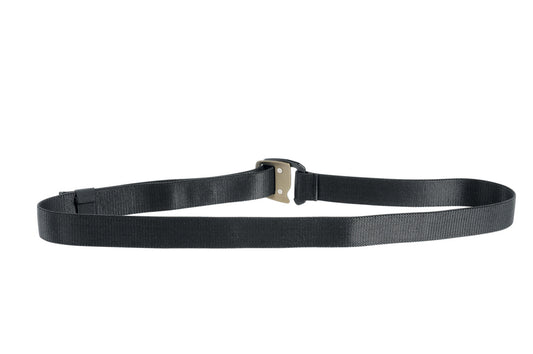 Due to the revised width, this EDC belt is ideal in combination with IWB holsters, lanyards and belt loops. The TT Stretch Belt 32mm scores further points with elastic Spandex Webbing and with a powerful hook buckle from resistant aluminum. www.defenceqstore.com.au