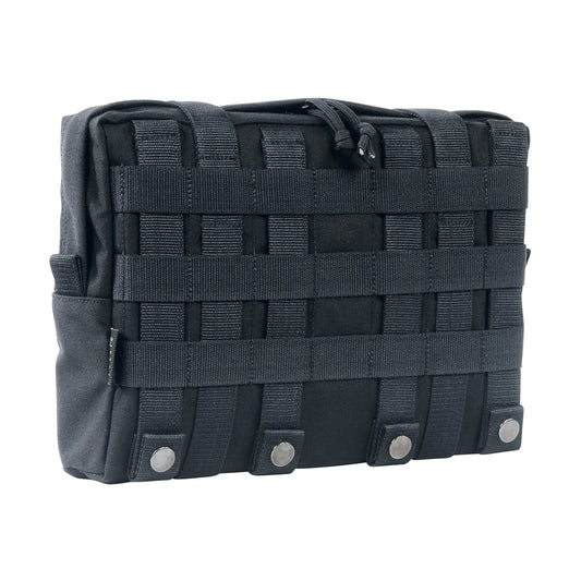 The spacious interior is secured with seven MOLLE loops, allowing for easy access to essential items. Made from CORDURA® 700 den, this pouch is durable and lightweight, weighing only 305g. Add this pouch to your collection of must-have accessories for your outdoor adventures. www.defenceqstore.com.au