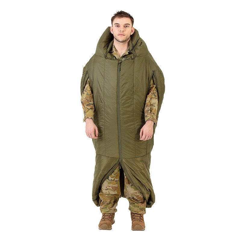 This sleeping bag is purpose-built for military personnel, hunters, and serious outdoor adventurers, striking the balance between the rugged functionality required for tactical missions, thermal efficiency and comfort. www.defenceqstore.com.au