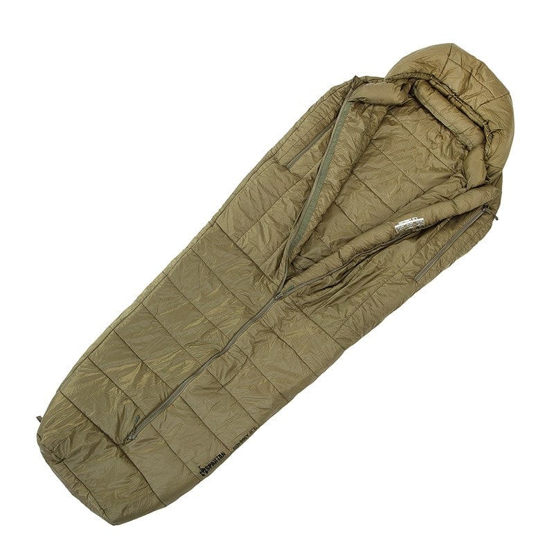This sleeping bag is purpose-built for military personnel, hunters, and serious outdoor adventurers, striking the balance between the rugged functionality required for tactical missions, thermal efficiency and comfort. www.defenceqstore.com.au