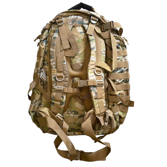 The AMCU Tactical 45LT Patrol Pack is designed for 2-3 day missions, featuring two main compartments for efficient gear organization. It includes a front pocket with an internal organizer, a dedicated hydration pocket, and a protective pouch for sunglasses. Equipped with MOLLE webbing on the sides and front, plus a top carry handle and adjustable chest straps, this pack offers versatile carrying options. www.defenceqstore.com.au