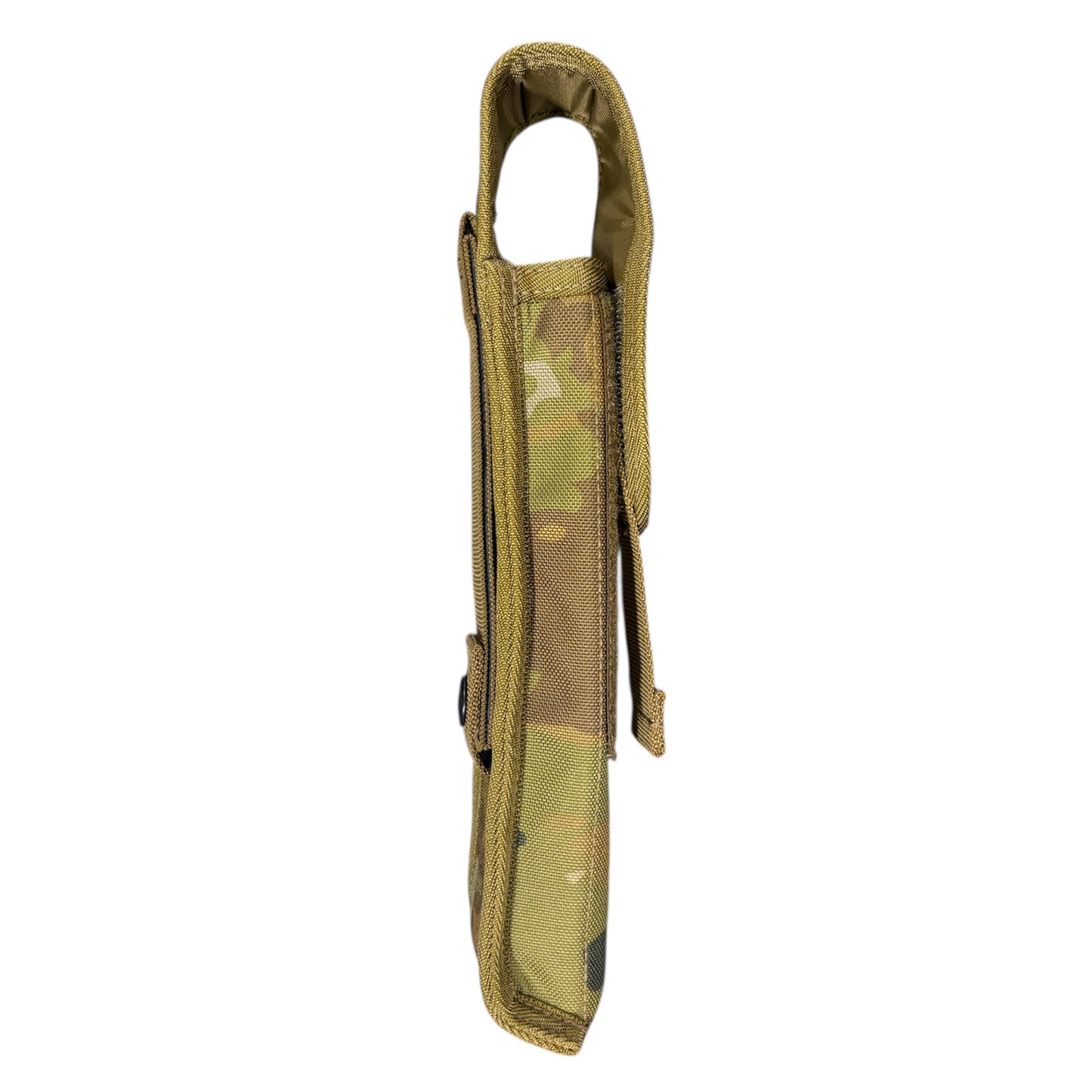 Secure your torch or baton with confidence using this heavy-duty pouch, engineered from robust 900D fabric with dual polyurethane coating for maximum durability. The combination velcro and press stud closure keeps your gear locked in place, while the drainage hole prevents moisture buildup. www.defenceqstore.com.au