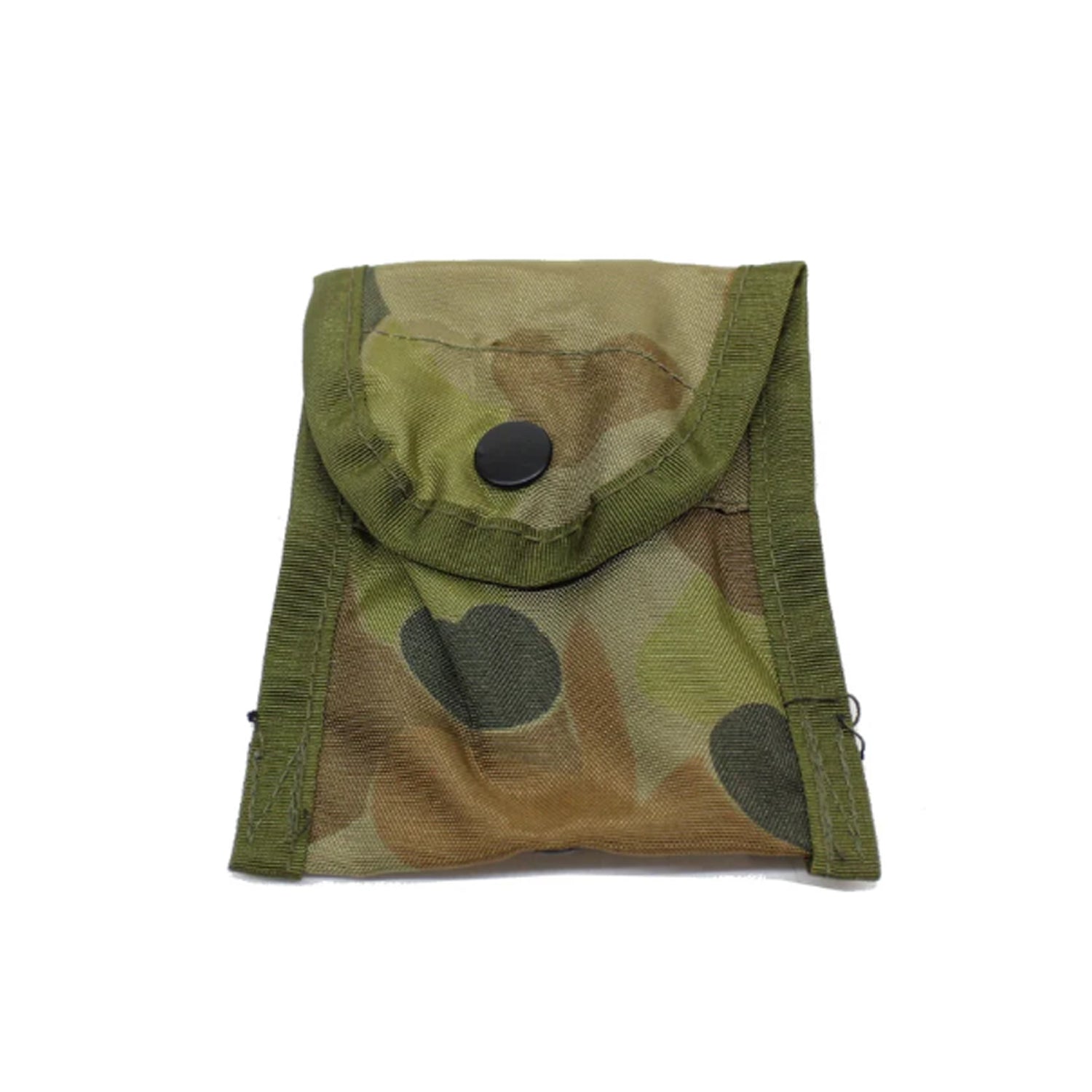 &nbsp;Military Designed ALICE equipment set, clips to belt or equipment

Can carry a compass or small items for quick access, great for cadets to attach to their webbing for easy to grab items


10.5x10.5x6cm www.defenceqstore.com.au