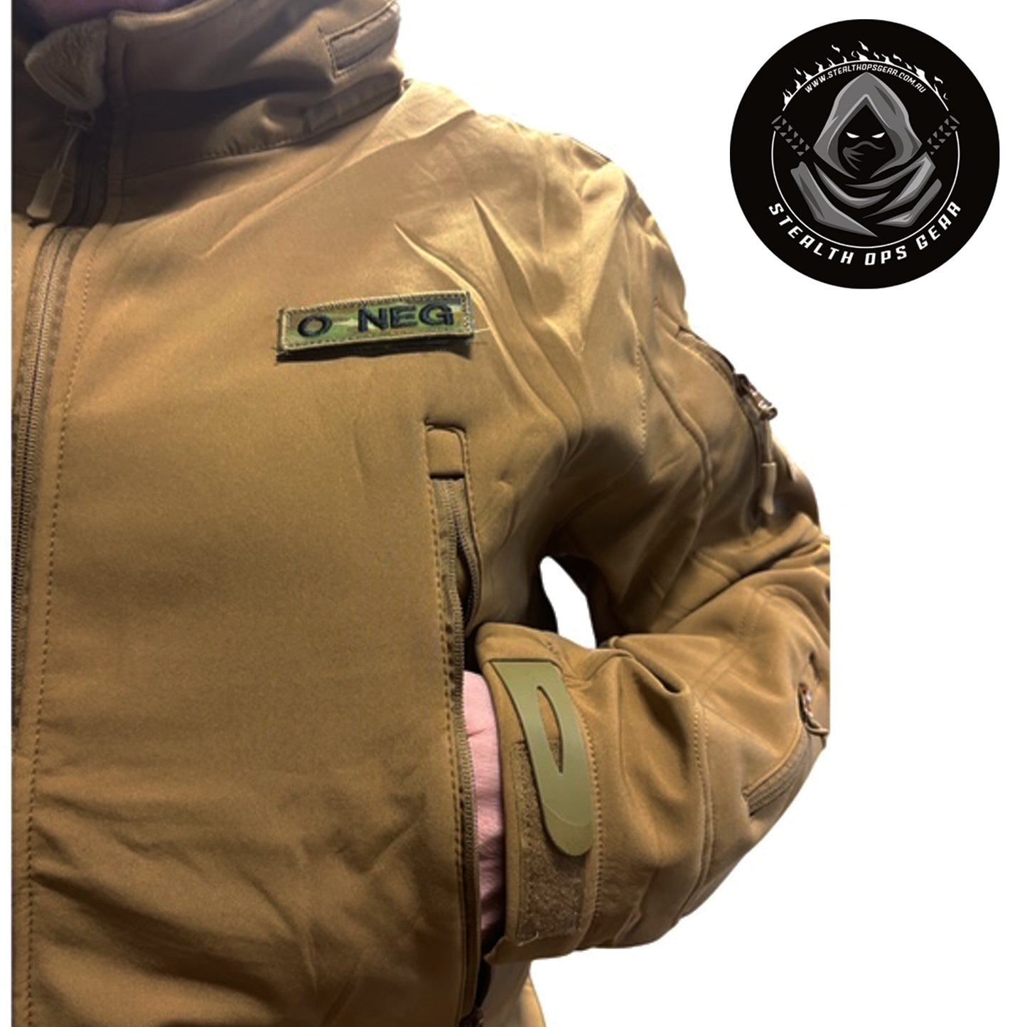 Master tactical versatility with the Stealth Ops Gear Windbreaker Jacket in Coyote. Built for operators who demand performance without compromise, this jacket combines professional-grade durability with intelligent design features. www.defenceqstore.com.au