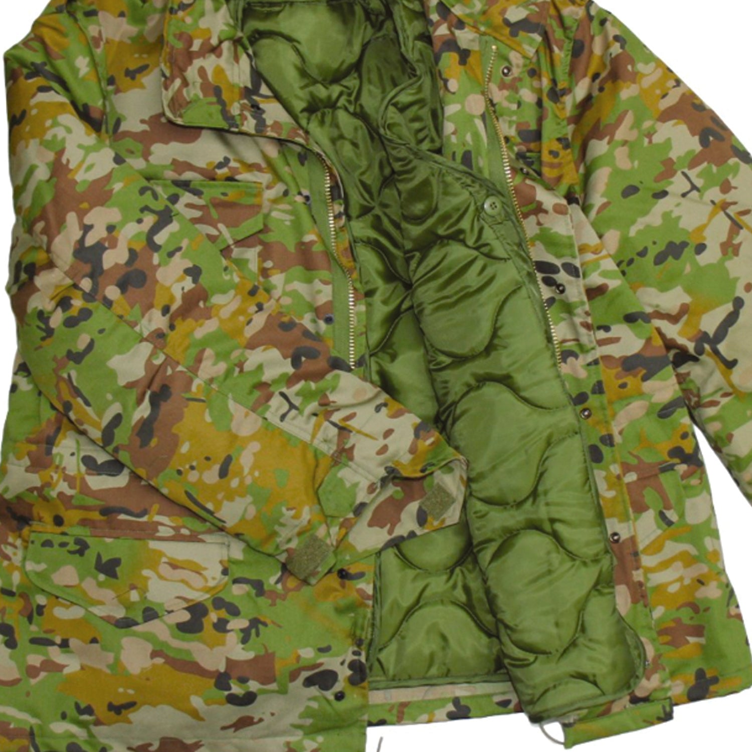 The AMCU M65 Field Jacket is the ultimate choice for those seeking authentic military heritage with uncompromising durability. Originally designed for the U.S. Army in 1965, this iconic jacket has earned its legendary status through decades of real-world performance. www.defenceqstore.com.au