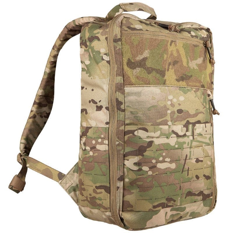 The Platatac Spur MSM 24 Day Pack is the larger of the two Spur MSM packs and boasts most of the same features as well as a larger carrying capacity. It features two zippered admin pockets on the front panel, two internal mesh zippered pockets. www.defenceqstore.com.au