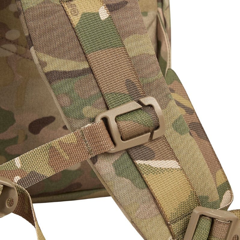 The Platatac Spur MSM 24 Day Pack is the larger of the two Spur MSM packs and boasts most of the same features as well as a larger carrying capacity. It features two zippered admin pockets on the front panel, two internal mesh zippered pockets. www.defenceqstore.com.au