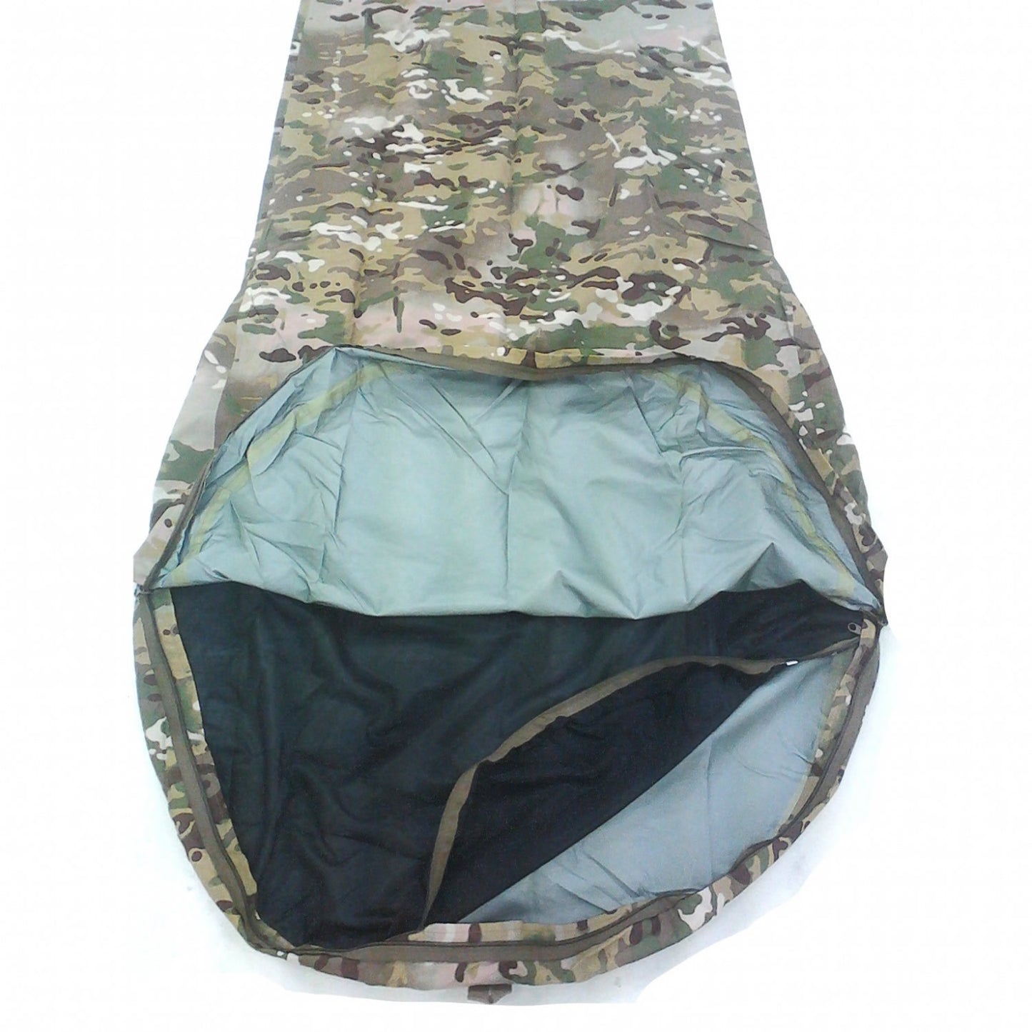 This Bivy bag is a great sleeping bag to keep you warm and dry on those cold winter nights out field and camping  GAMMATEX fabric is a special 3 layer technical laminate similar to Gore-tex fabrics. Gammatex is super light weight, allows vapor and condensation to escape while remaining 100% waterproof from the outside