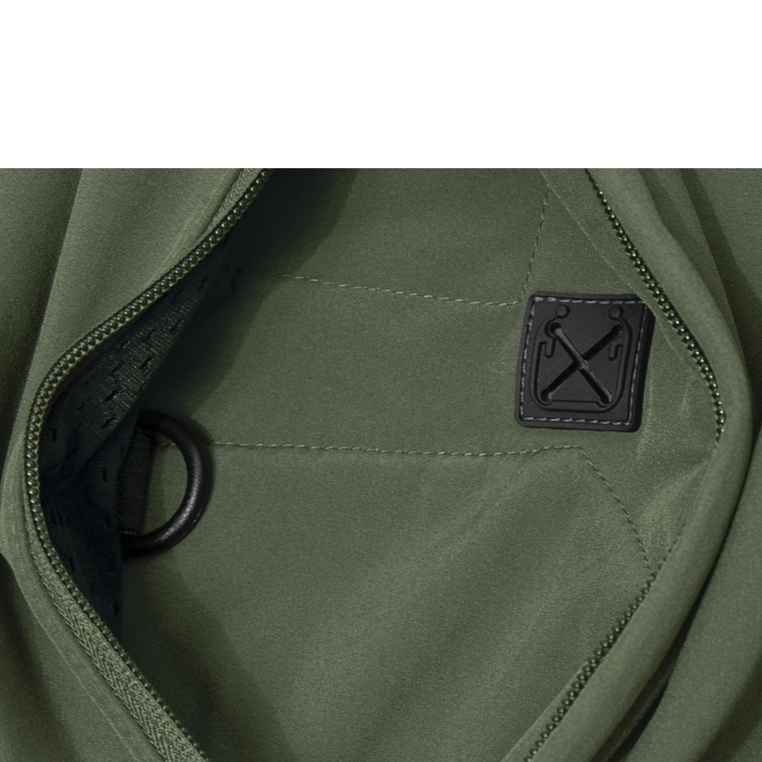 Rothco’s Soft Shell Tactical features a 3-layer wind-resistant, moisture-wicking, and insulating waterproof construction that is perfect for the great outdoors.