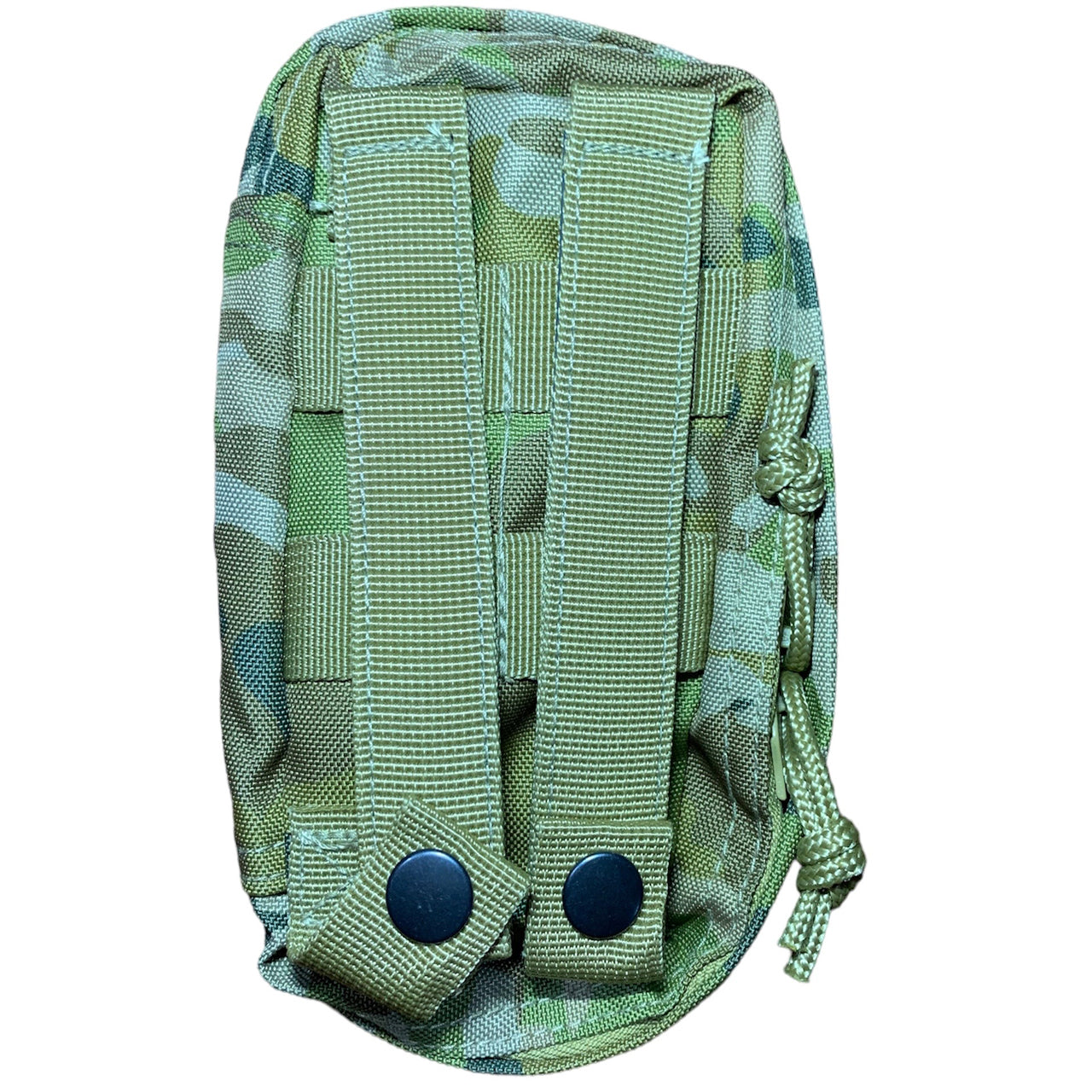 AMC Medic Pouch Side opening YKK zipper Internal elastic banding Bound seams Mesh eyelet drainage holes Excellent sized first aid pouch Heavy duty webbing Heavy duty 2 coats PU fabric Dimensions: 16x8x6cm www.defenceqstore.com.au