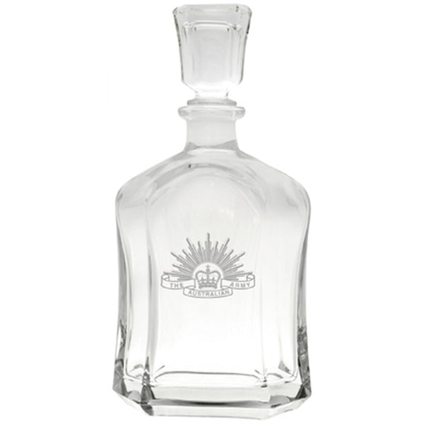 Army crest etched on a stylish 750ml decanter  This high quality Italian glass decanter will look perfect in you cabinet or on your bar www.defenceqstore.com.au