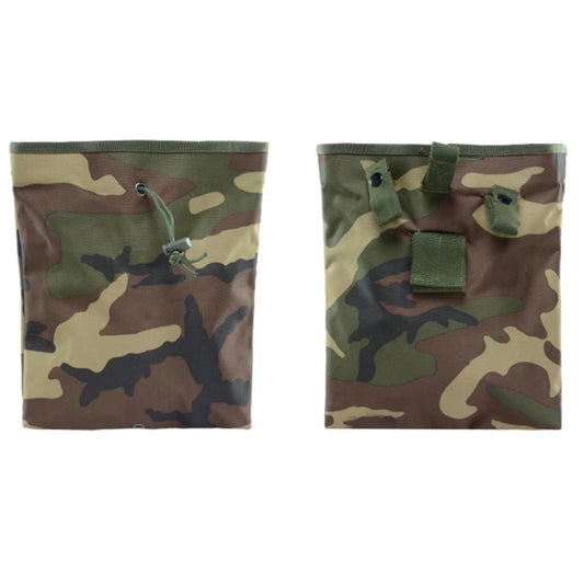 The Defence Q Store Expandable Dump Pouch Woodland expandable dump pouch is designed to provide extra storage space in the heat of the battle. When not in use it remains folder and low profile.  www.defenceqstore.com.au